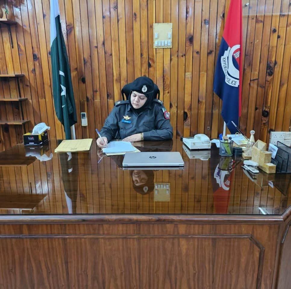 پنجاب کی بیٹی ؛ ریشم جہانگیر نے ڈی پی او لوئر چترال کی ذمہ داری سنھبال لی
